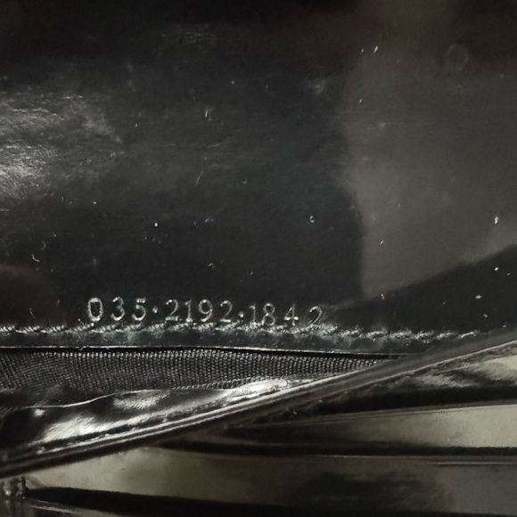 Gucci Patent Black Wallet with Silver Logo - Picture 12 of 13